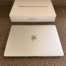 MacBook Air Silver 2020 512GB.