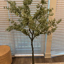 Decorative plant (faux)