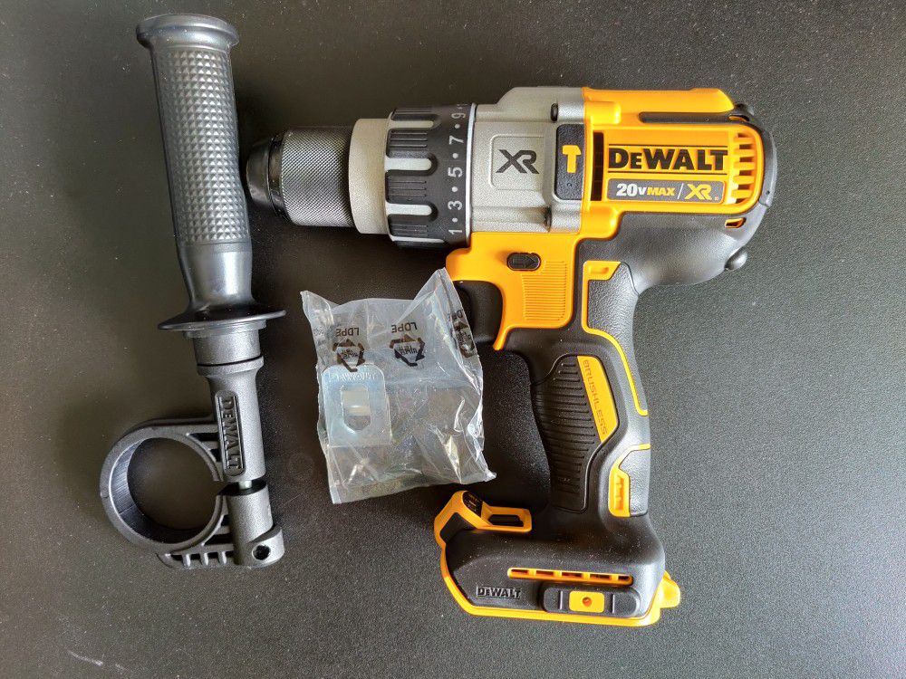 DCD996 DeWalt hammer drill XR