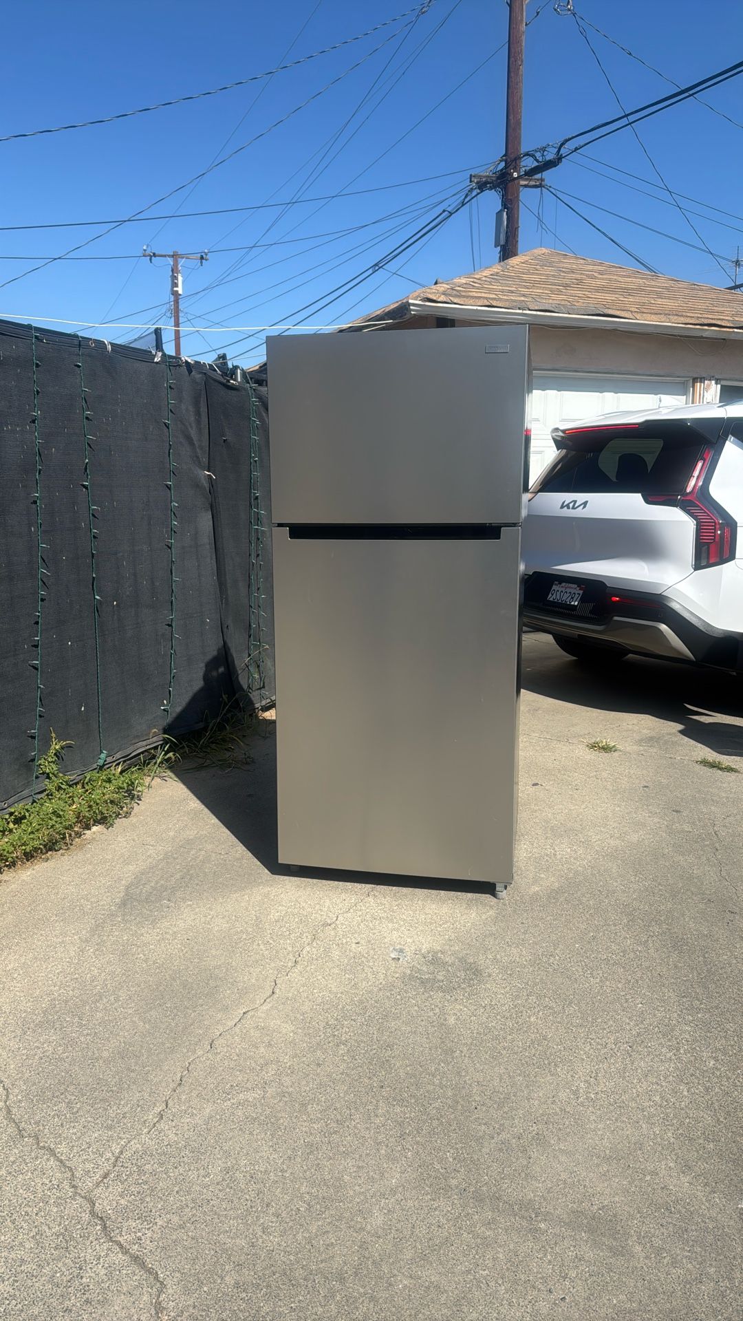 Refrigerator