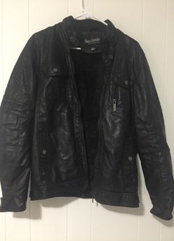 Leather jacket / Size Small