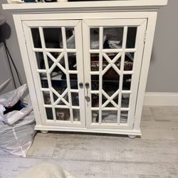 white cabinet
