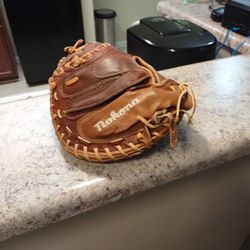 Nokona Baseball Glove Made In USA 