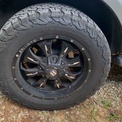 305/55R20