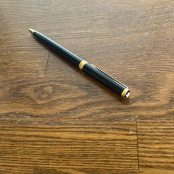 Montblanc Noblesse oblige  ballpoint pen