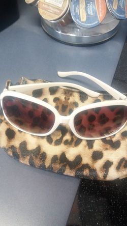 FASHION SUNGLASSES.