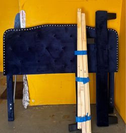 Full size bed