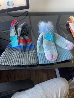 West Loop Kids Hat and Glove Set