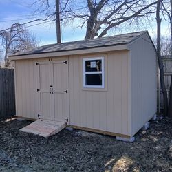 Shed 10x12$2800