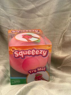 Squeeezy Peach Squishy