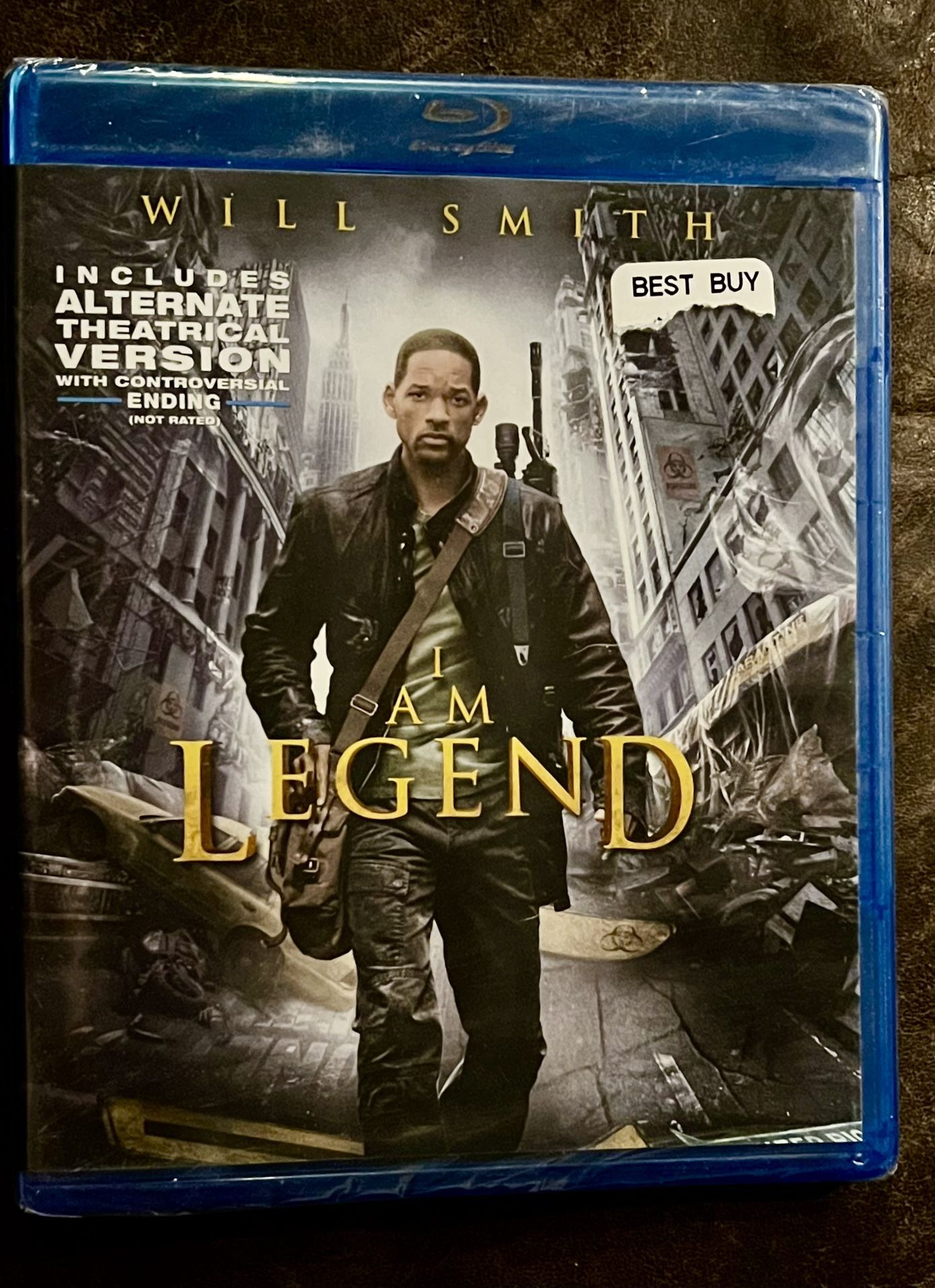 Sealed DVD “I AM LEGEND”, Will Smith. LAST MAN ON EARTH…PG13.
