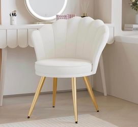 Vanity chair
