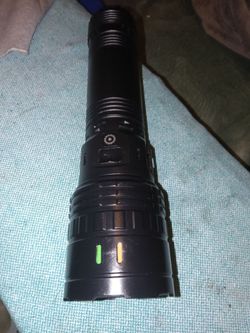 Heavy Duty Tactical Flashlight