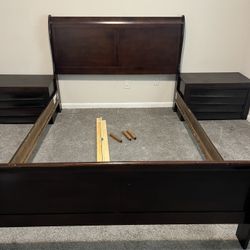 Queen Bed Frame w/nightstands Included