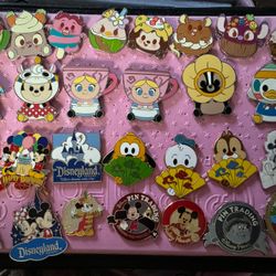 Disney Pins Please Read Description 