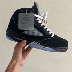 Jordan 5 Retro OG “Metallic Reimagined”
