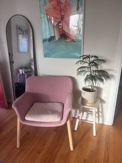Accent chair