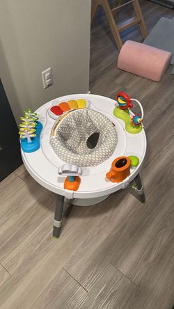 Skip Hop Baby Activity Center – Excellent Condition
