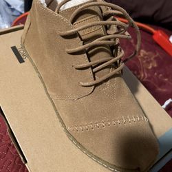 Toms
