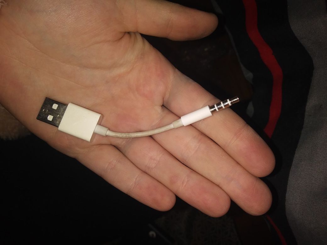 BRAND NEW White iPhone headphone jack