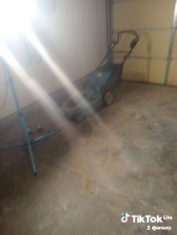 Lawnmower