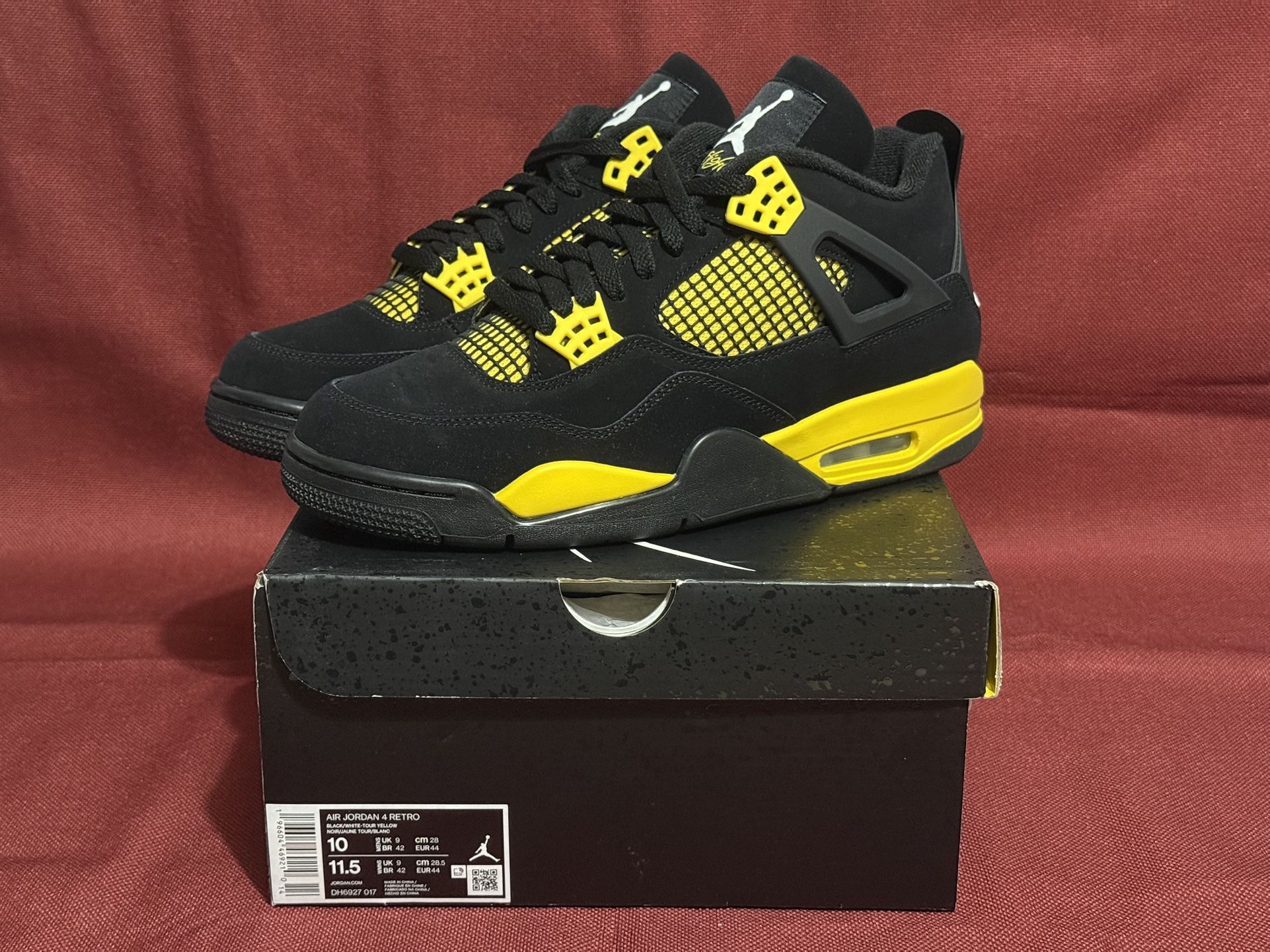 Size 10 — Air Jordan 4 Retro Thunder 2023 (Brand New)