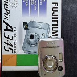 FujiFilm FinePix A345 Digital Camera 