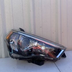 2014-2019 Right Front Highlights Toyota 4Runner