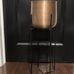 2 Copper Plant Holders