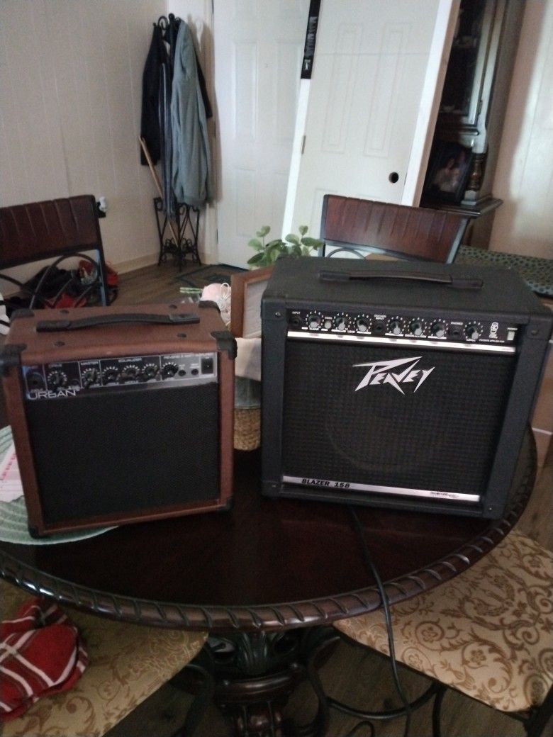 Two Guitar Amps Peavy&Urban