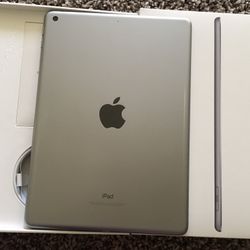 IPad 7 WiFi + Cellular Unlocked
