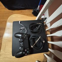 PlayStation 4 PS4 – Works Perfect – Ready to Play