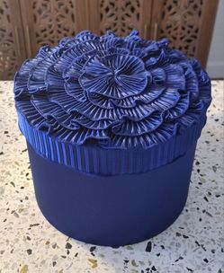 VTG IKEA storage Box - Silky Royal Blue Round Box With Ruffled Detail On Lid