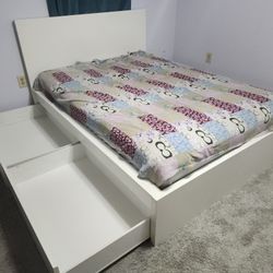 Full Sized Bed Frame And Mattress