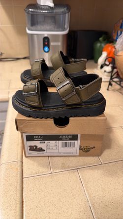 Doc martins size 10 toddler