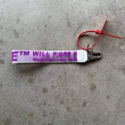 Off White Key Chain 