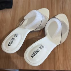 Brand New Size 7 Heels White 