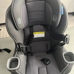Graco Extend2fit Convertible Car Seat