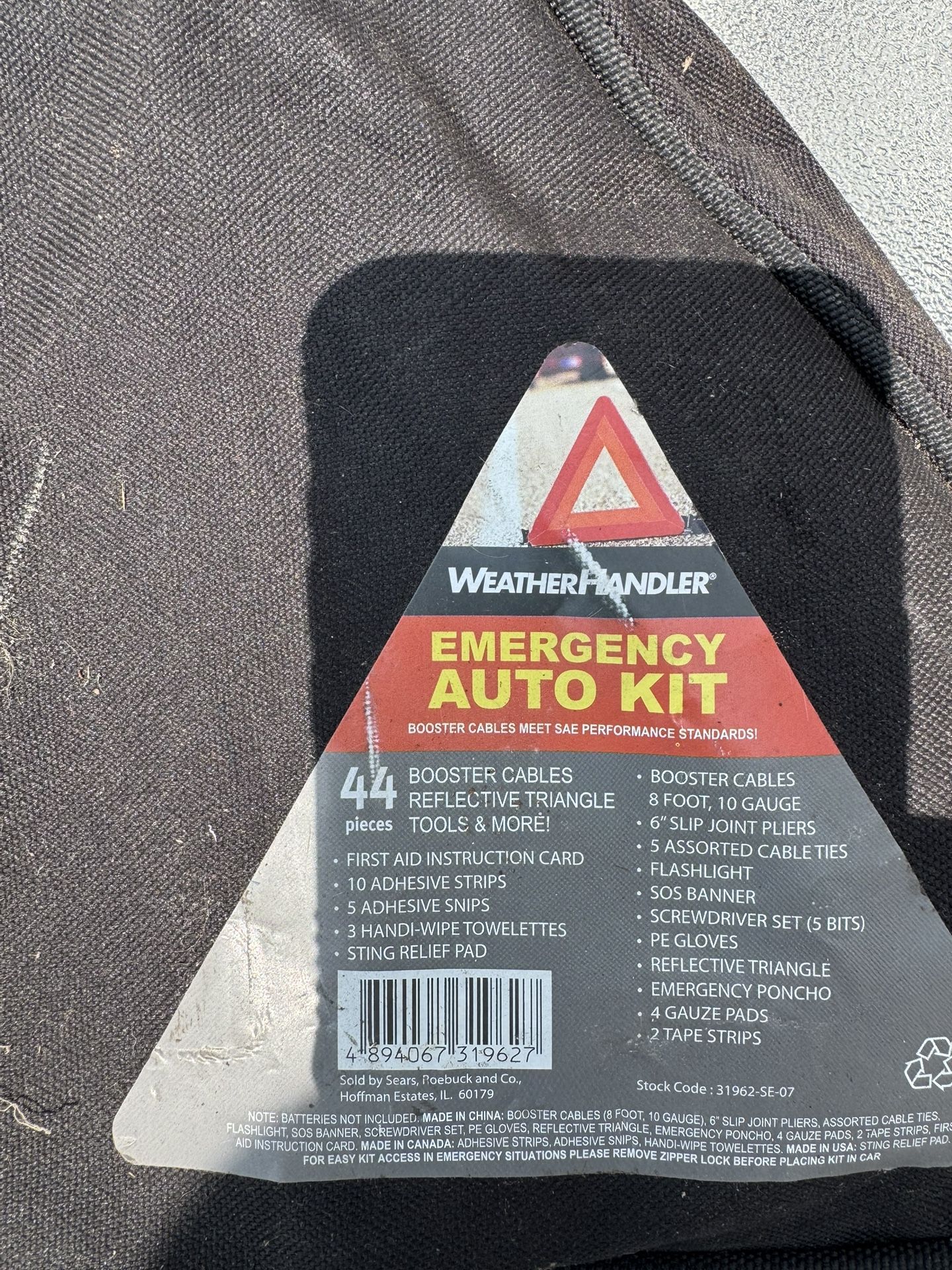 44 Piece Emergency Auto Kit