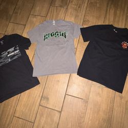 Teen/Young men’s graphic tshirt bundle size Small
