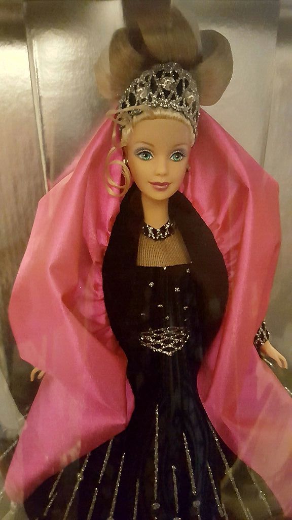 1998 Holiday Barbie