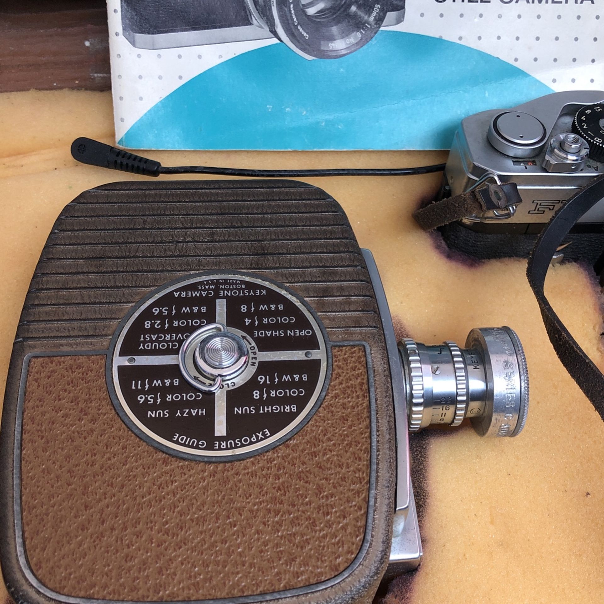 Vintage 35 MM Camer MM Video Recorder