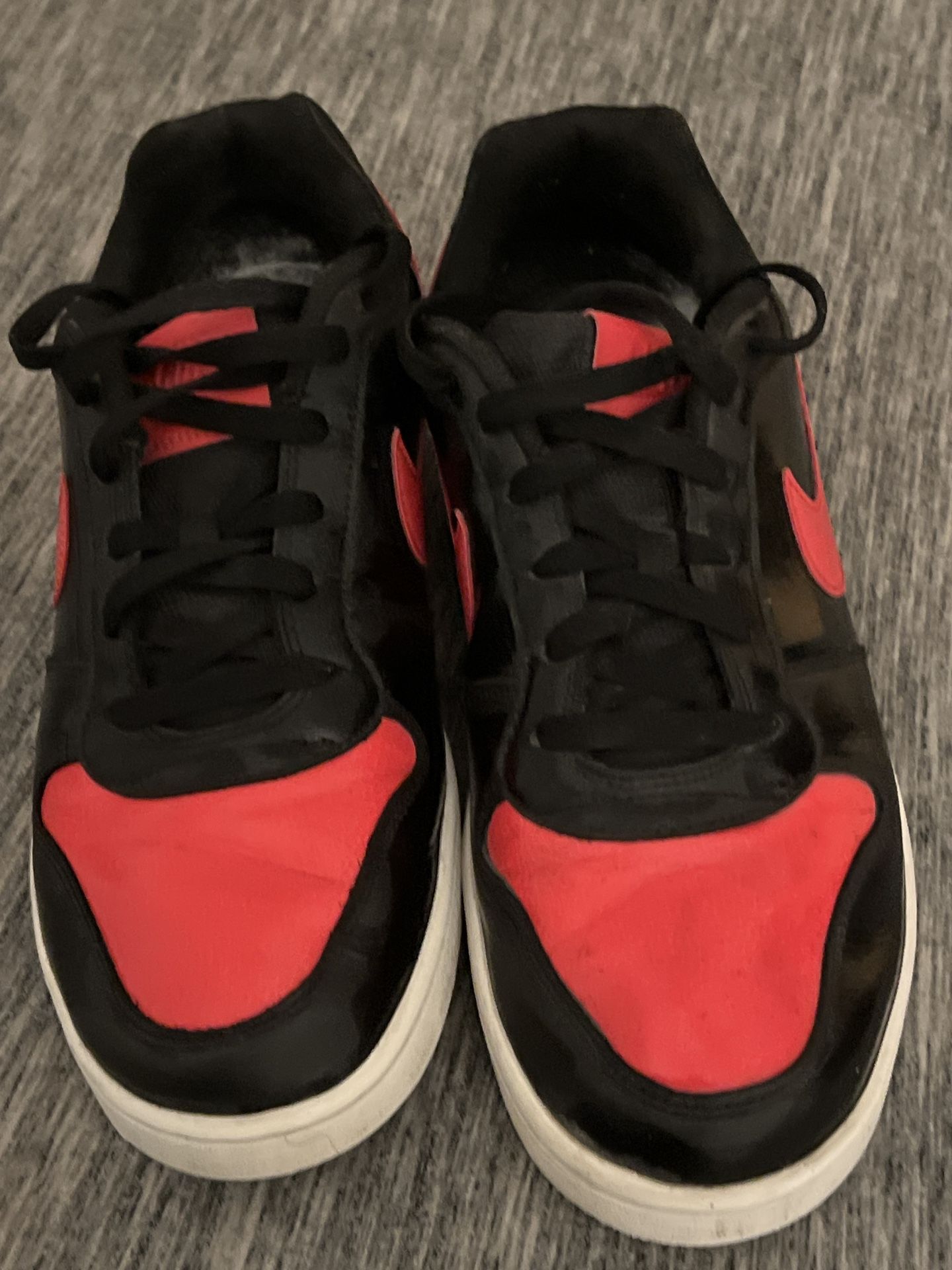 Nike Dunks Red Size 10