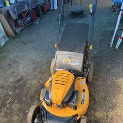 Cub Cadets RWD lawnmower