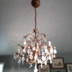 Chandelier 