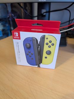 Nintendo Joy-Con Controllers (Blue/Neon Yellow)