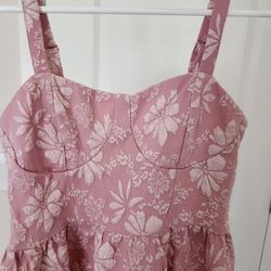 Women's Dress Size Small Light pink