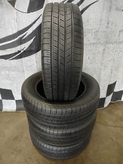 225/60r17 Michelin X-Tour A/S T+H All Season Tires