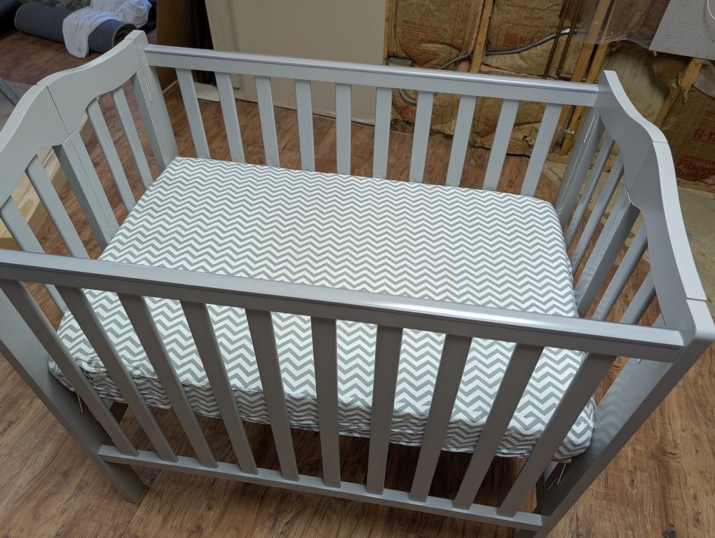 French Grey Portable And Collapsible Crib