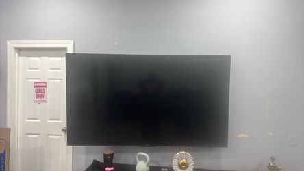 85 inch Phillips tv